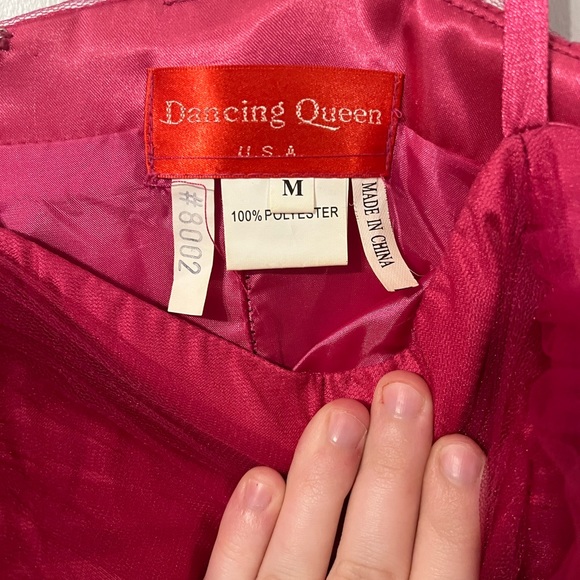 Hot pink party dress - Picture 4 of 5